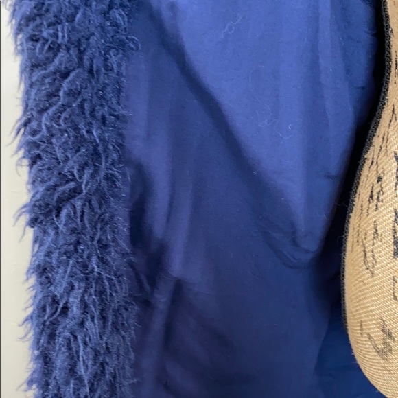 Chelsea & Violet Navy Faux Fur Vest - Picture 4 of 9